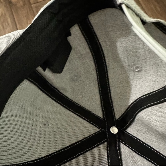 EDYELL Bluetooth Wireless Smart Speakerphone Cap - Picture 13 of 14